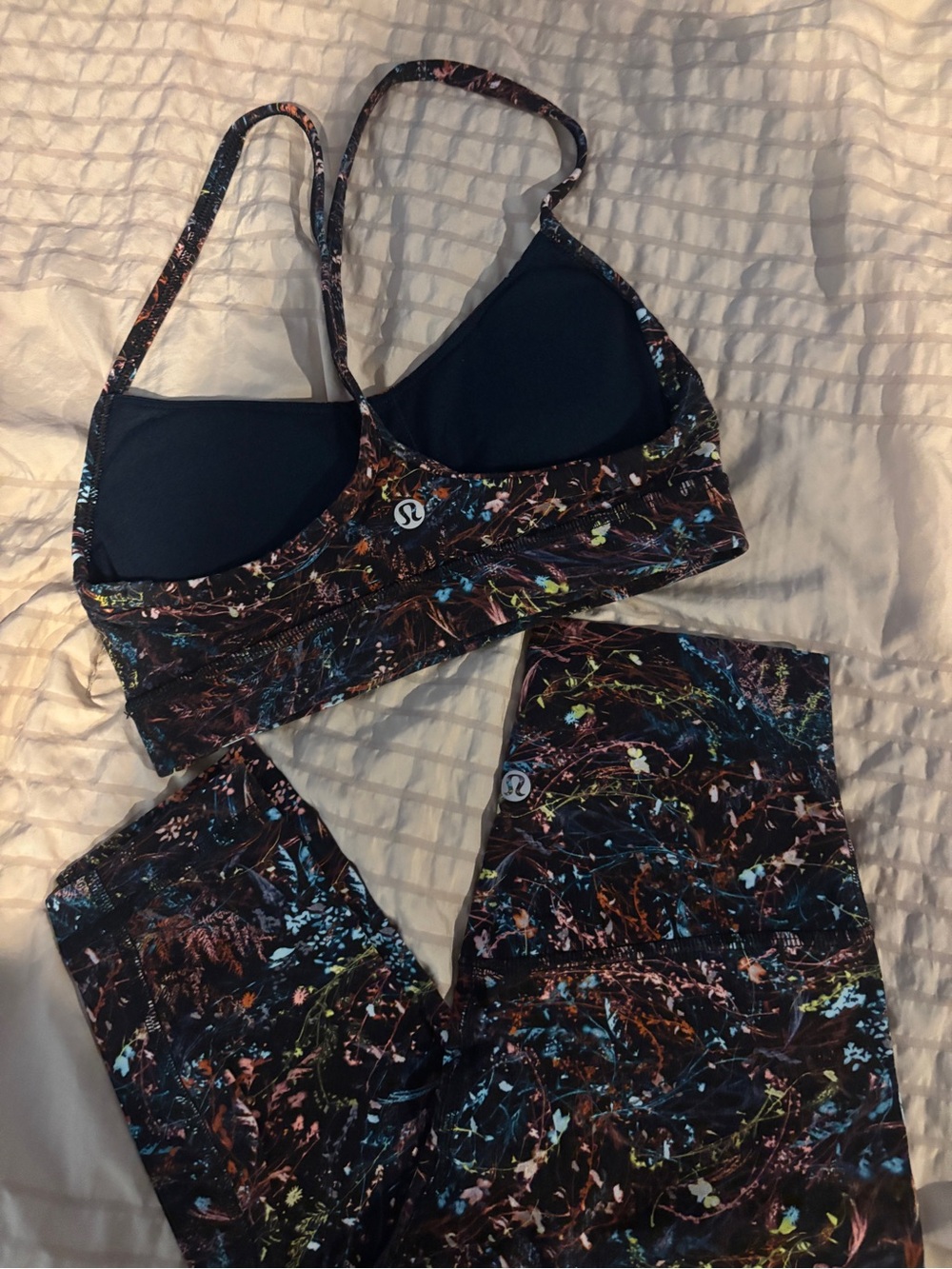 Lululemon Align Legging and Flow Y Sports Bra set - Picture 2 of 2